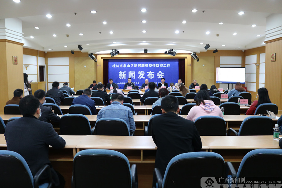 凤凰新闻官网：数字时代的信息枢纽与新形态媒体探索